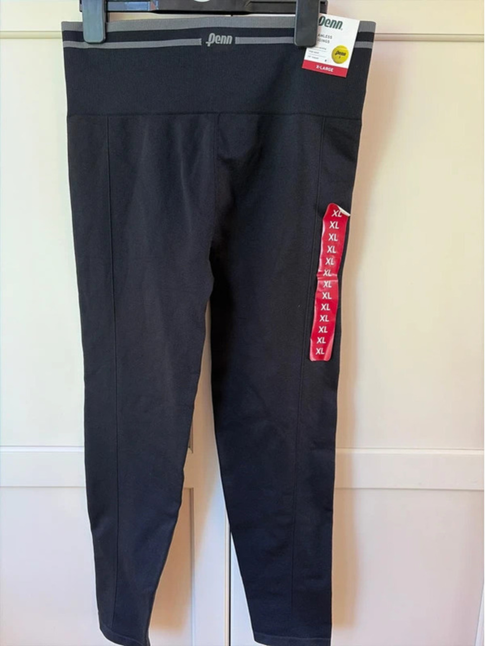 Penn Women’s XL Black Seamless High-Waist Moisture-Wicking Leggings NWT